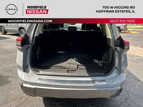 Used 2024 Nissan Rogue SL AWD/4WD image 14