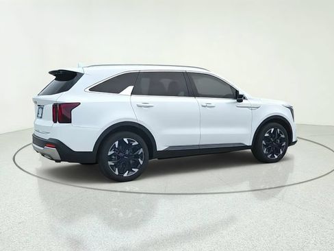 Certified 2024 Kia Sorento EX FWD image 6