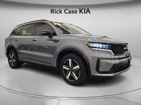 Used 2022 Kia Sorento S image 9