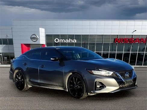 Certified 2019 Nissan Maxima SR w/ Premium Package image 1