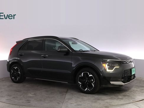 Used 2023 Kia Niro Wave FWD image 13
