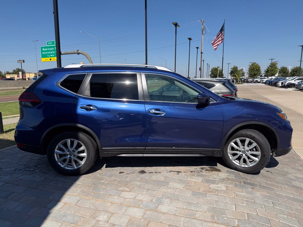 Used 2020 Nissan Rogue SV FWD image 6