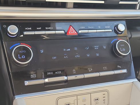 Used 2025 Hyundai Santa Fe SEL image 26