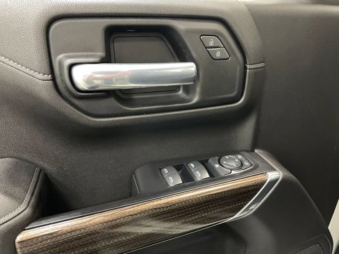 Certified 2021 Chevrolet Silverado 1500 LT Trail Boss w/ Convenience Package II AWD/4WD image 26