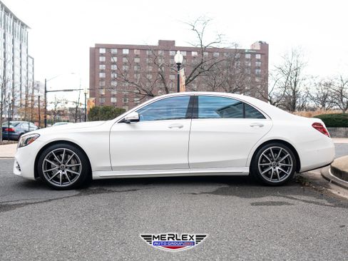 Used 2019 Mercedes-Benz S 560 4MATIC Sedan image 4