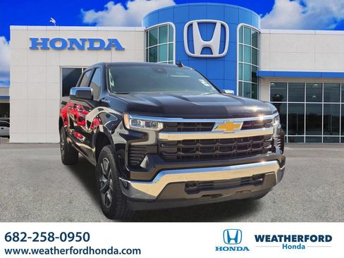 Used 2023 Chevrolet Silverado 1500 LT AWD/4WD image 1