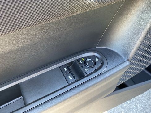 Used 2026 MINI Cooper 2-Door Hardtop FWD image 19