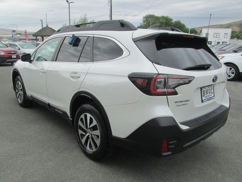 Used 2020 Subaru Outback Premium w/ Popular Package #1 AWD/4WD image 4