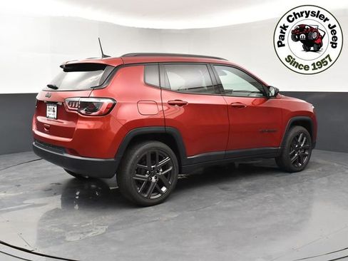 New 2026 Jeep Compass Latitude image 3