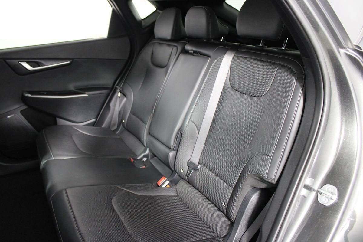 Used 2023 Kia EV6 Wind w/ Wind Technology Package AWD/4WD image 17