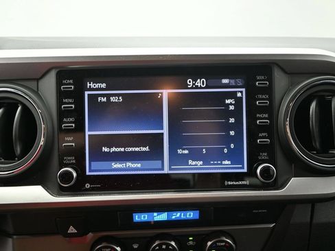 Used 2022 Toyota Tacoma SR5 w/ Technology Package RWD image 15
