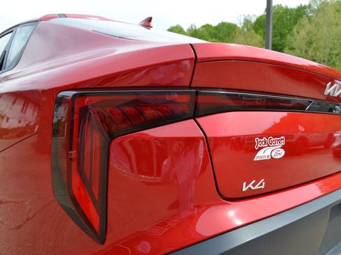 Used 2025 Kia K4 FWD image 15