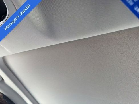 Used 2015 Chrysler 200 C image 10