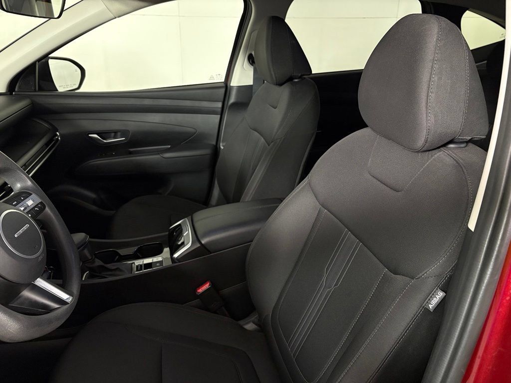 Used 2025 Hyundai Tucson SEL FWD image 18