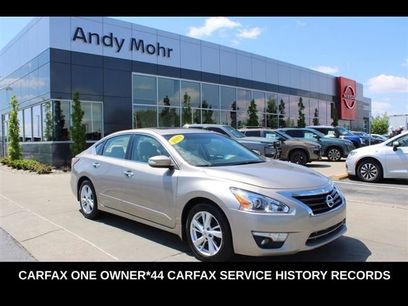 Used 2014 Nissan Altima 2.5 SV w/ Convenience Package