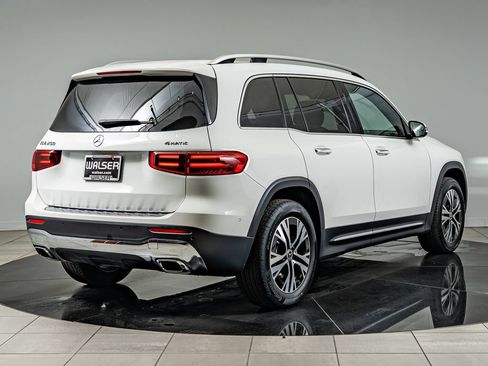 Certified 2026 Mercedes-Benz GLB 250 4MATIC image 5