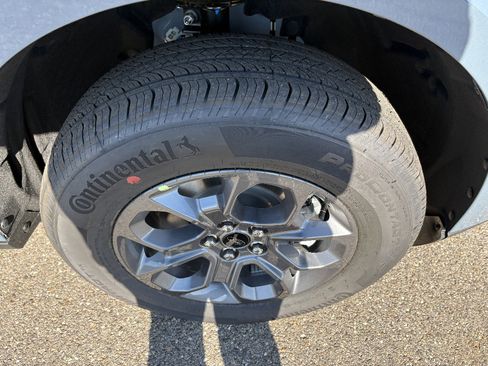 New 2026 Ford Maverick XLT AWD/4WD image 13