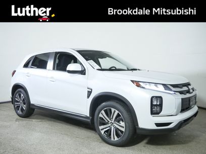 New 2025 Mitsubishi Outlander Sport ES