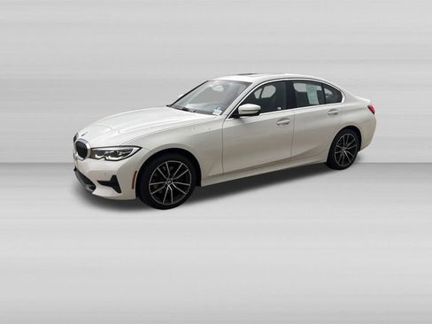 Used 2020 BMW 330i xDrive Sedan w/ Convenience Package AWD/4WD image 8