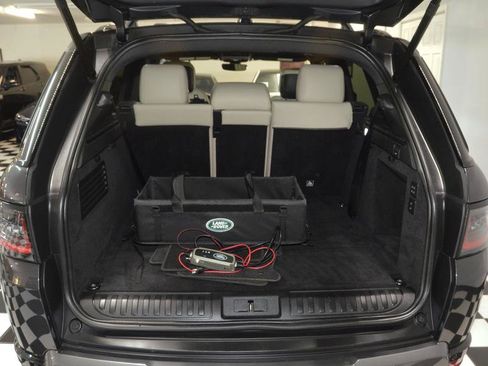 Used 2014 Lexus LS 460 w/ F Sport Package RWD image 33