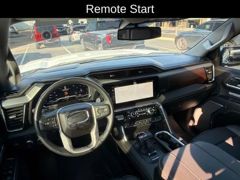 Used 2024 GMC Sierra 1500 Denali AWD/4WD image 13