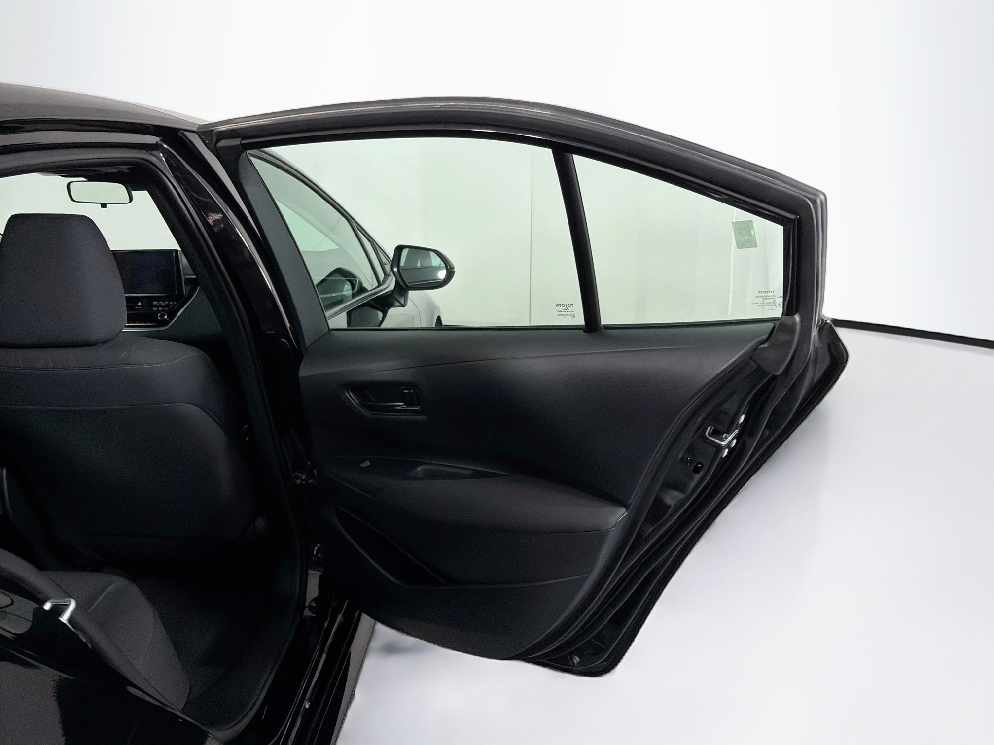 Used 2026 Toyota Corolla LE FWD image 28