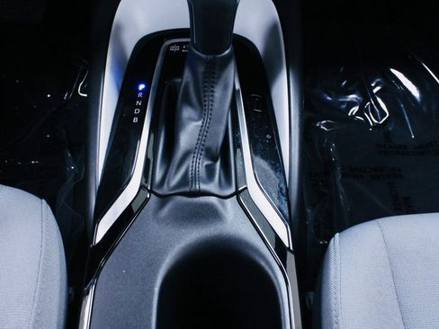 Used 2024 Toyota Corolla SE image 19