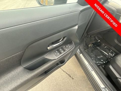 Used 2025 Nissan Kicks SV w/ Illumination Package AWD/4WD image 13