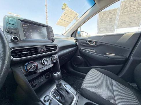 Used 2019 Hyundai Kona SE FWD image 26