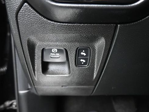 Used 2020 RAM 1500 Limited w/ Black Appearance Package image 34