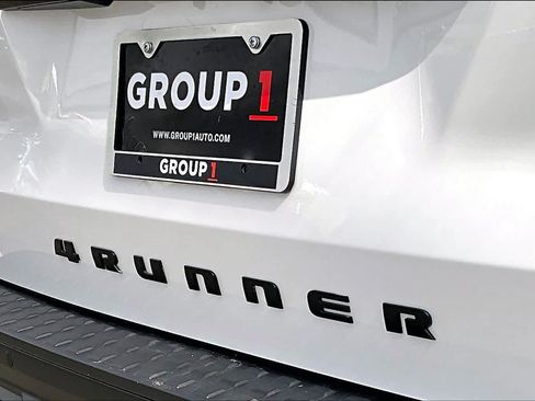 Used 2025 Toyota 4Runner TRD Off-Road AWD/4WD image 10