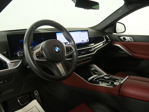 Used 2024 BMW X6 xDrive40i w/ Executive Package AWD/4WD image 12