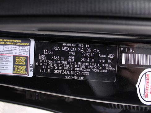 Used 2024 Kia Forte LXS image 33