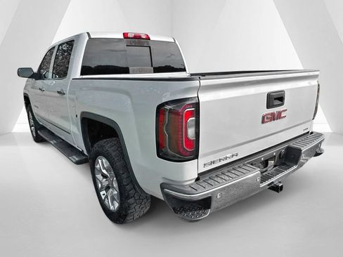 Used 2018 GMC Sierra 1500 SLT w/ SLT Premium Package AWD/4WD image 5
