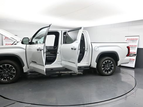 Used 2025 Toyota Tundra Limited w/ Power Package image 38