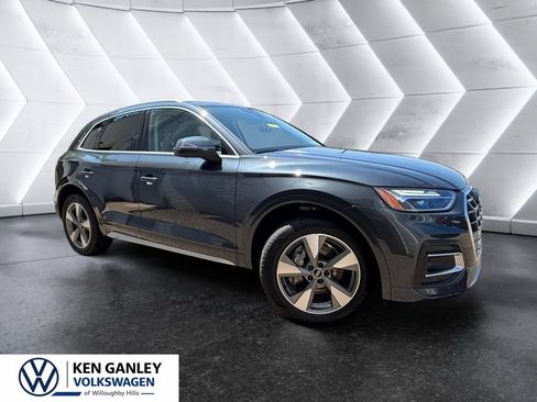 Used 2024 Audi Q5 2.0T Premium Plus w/ Premium Plus Package AWD/4WD image 5