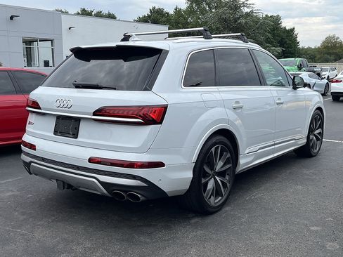 Used 2021 Audi SQ7 Premium Plus AWD/4WD image 3