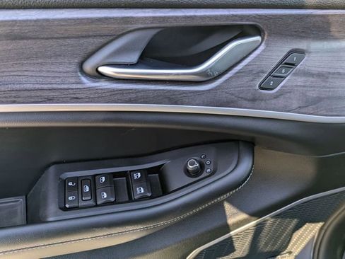 Certified 2021 Jeep Grand Cherokee L Limited w/ Trailer Tow Group (B) image 13