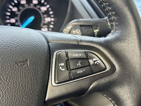 Used 2018 Ford Escape SEL image 26