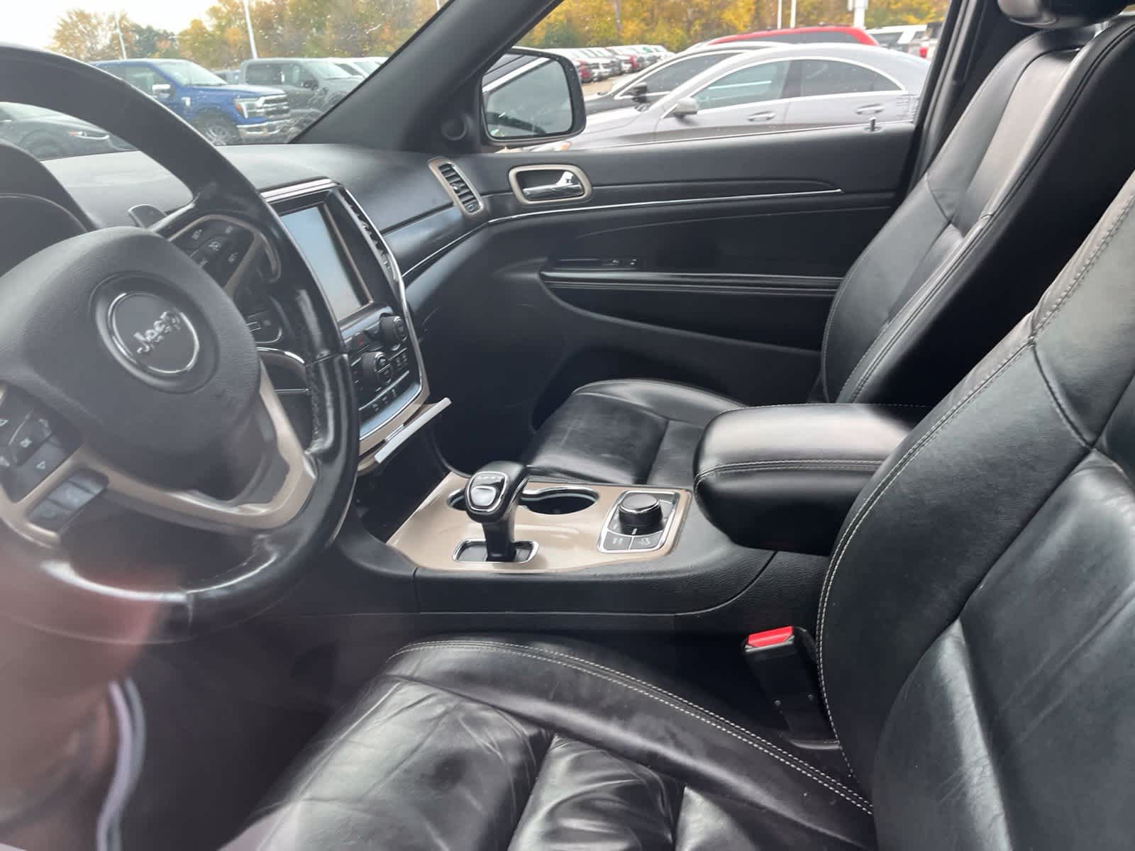 Used 2015 Jeep Grand Cherokee Limited AWD/4WD image 28
