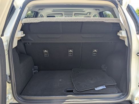 Used 2022 Ford EcoSport SE w/ SE Convenience Package image 23