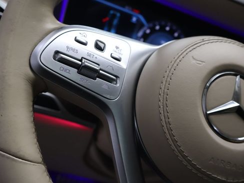 Used 2019 Mercedes-Benz S 450 Sedan image 19