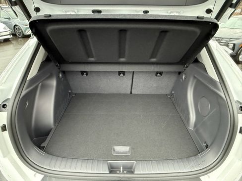 Certified 2025 Hyundai Kona Limited image 10