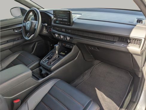 Used 2025 Honda CR-V Sport-L image 12