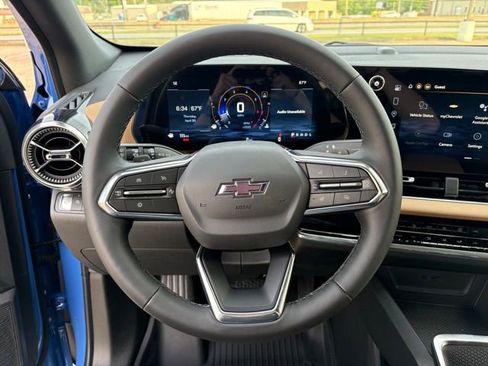 New 2026 Chevrolet Equinox ACTIV FWD image 19