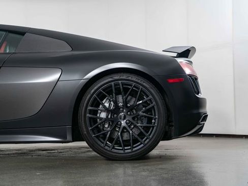 Used 2017 Audi R8 V10 plus image 13
