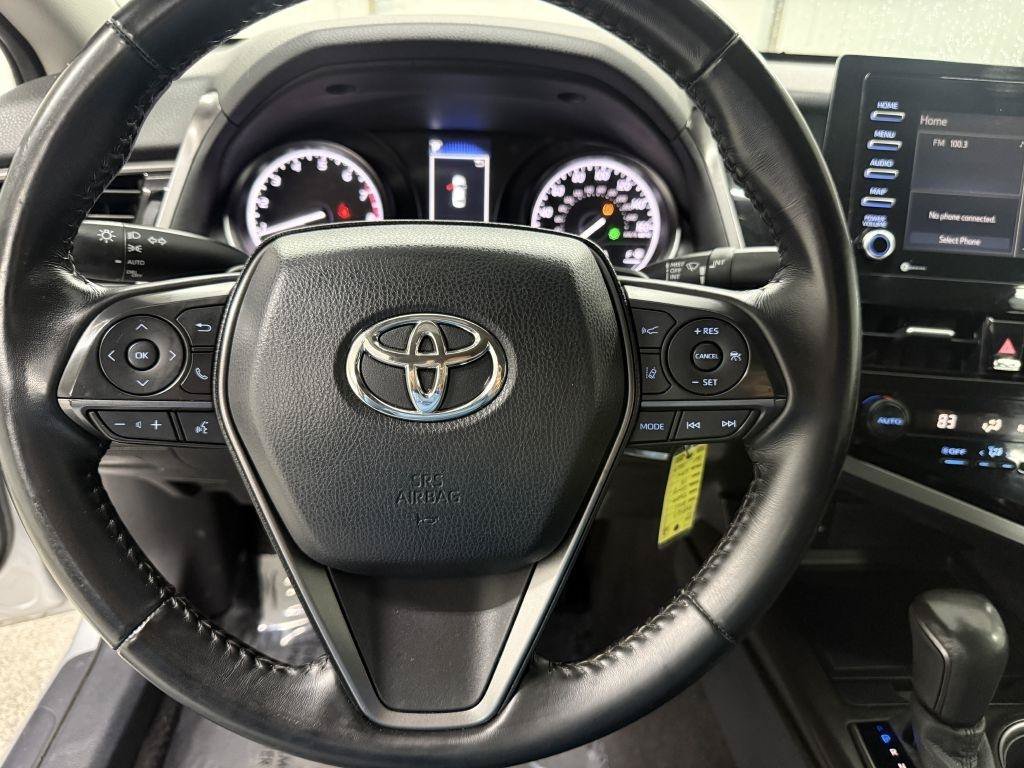 Used 2021 Toyota Camry SE FWD image 14