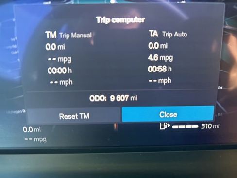 Used 2025 Volvo XC40 B5 Core AWD/4WD image 20