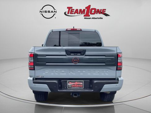 Used 2025 Nissan Frontier PRO-4X w/ Pro Convenience Package AWD/4WD image 6