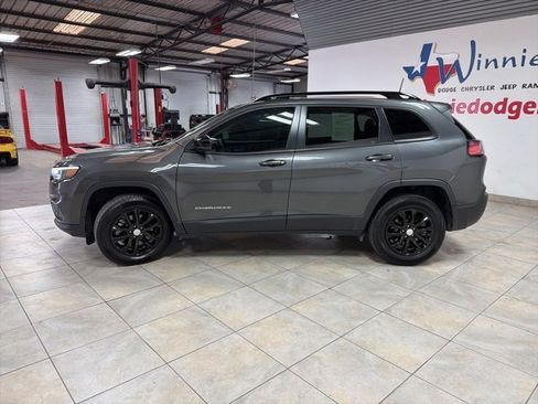 Used 2022 Jeep Cherokee Latitude Lux image 6
